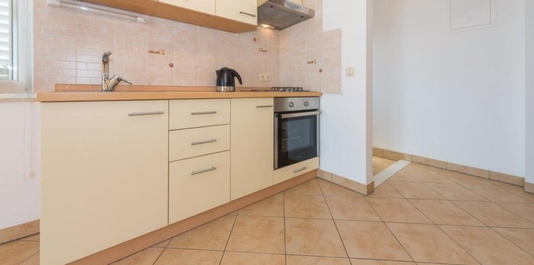 Apartment Petra Raslina المظهر الخارجي الصورة